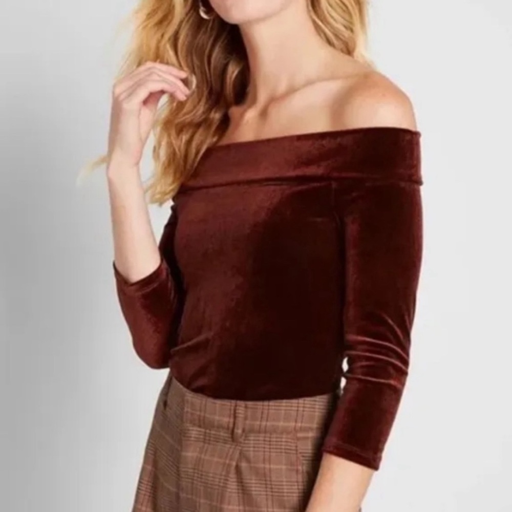 ModCloth Off-Shoulder Velvet Cafe Parfait blouse shirt Dark Copper LIKE NEW
